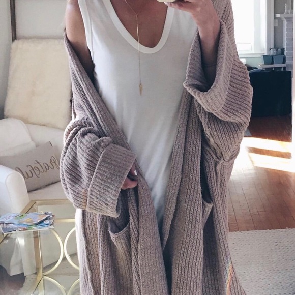 Free People Sweaters - Free People Low Tide Cardi in colour Blush size XS/S